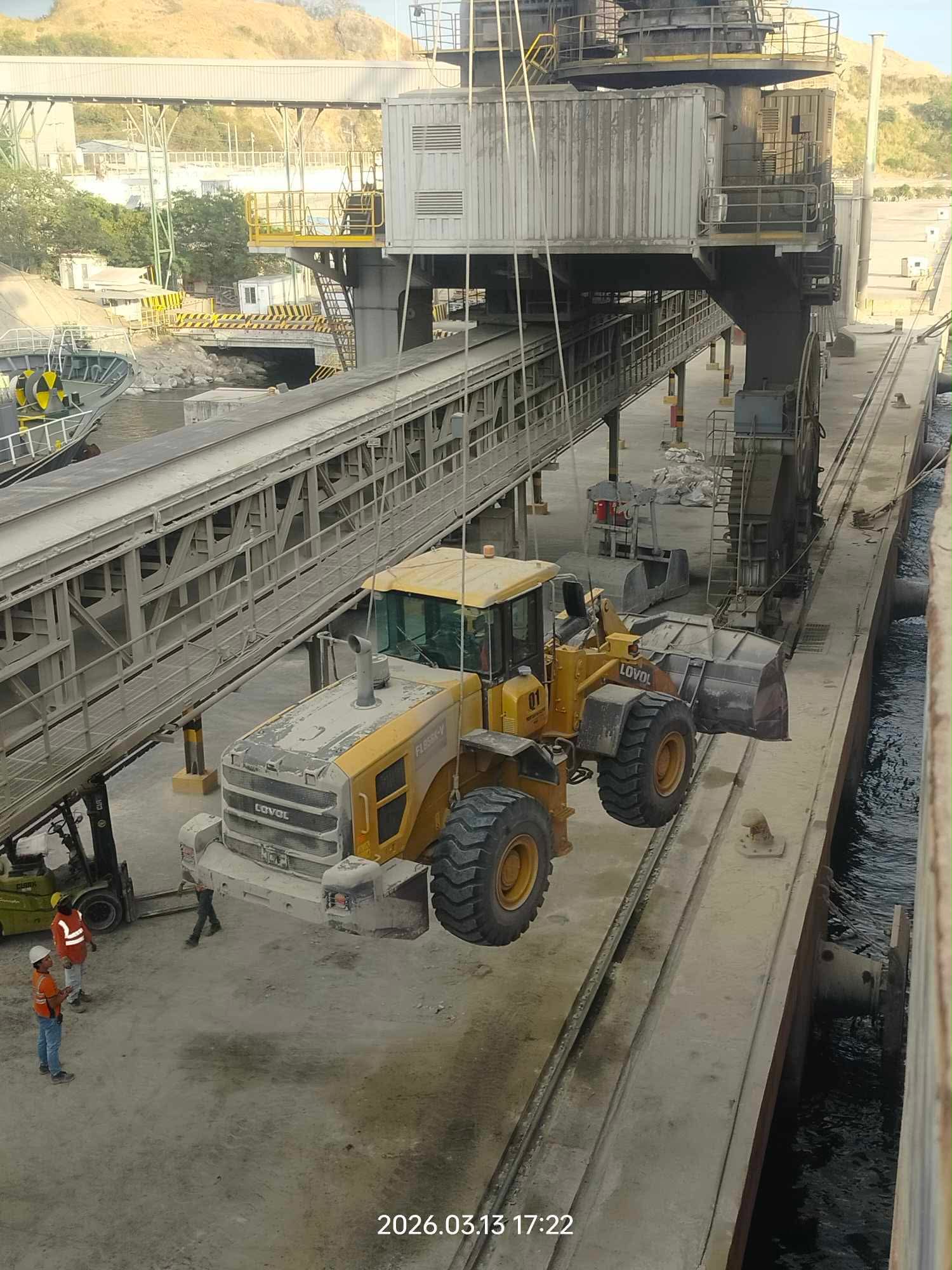 Loaders operating inside a bulk material silo